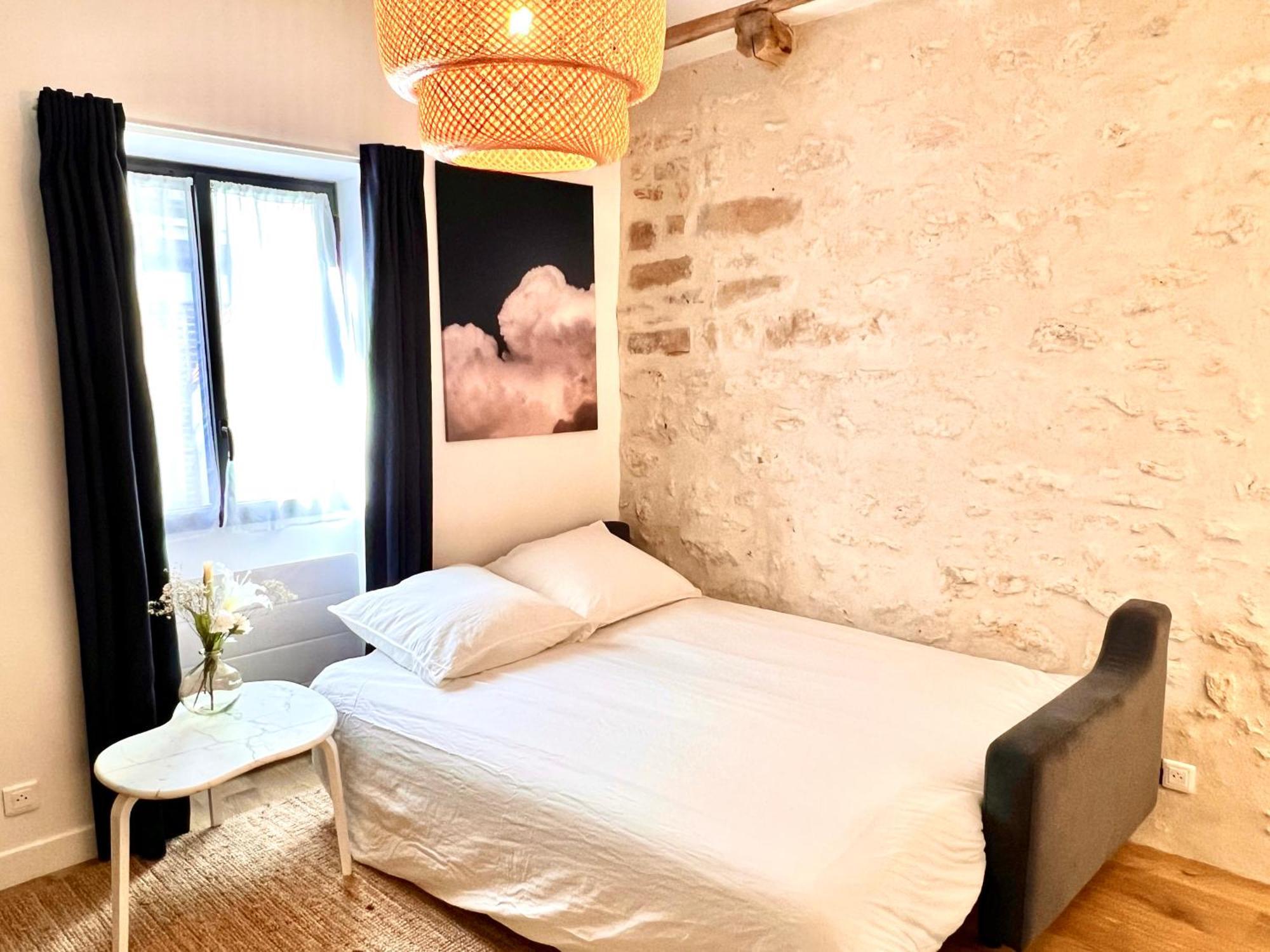 Duplex Standing 7min➤fontainebleau-insead⎮45min➤paris